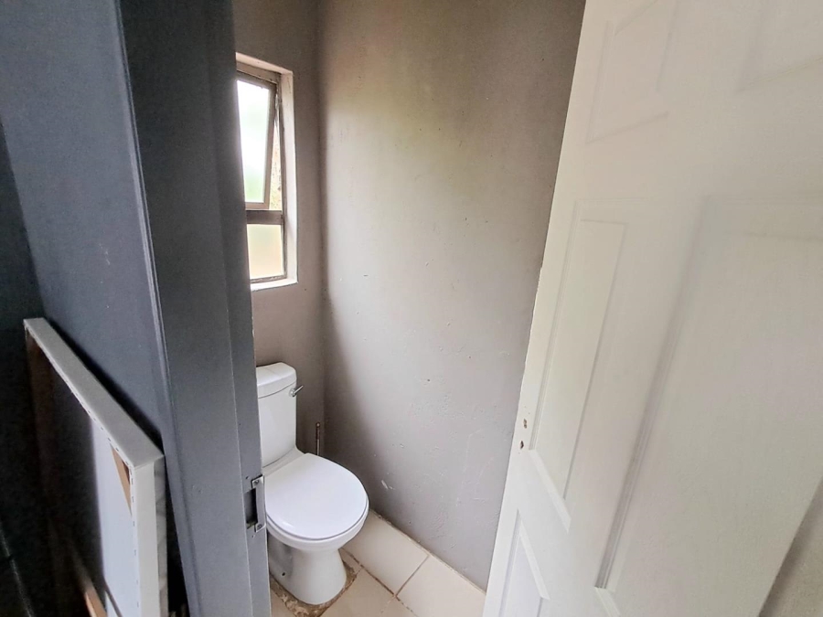 13 Bedroom Property for Sale in Generaal De Wet Free State